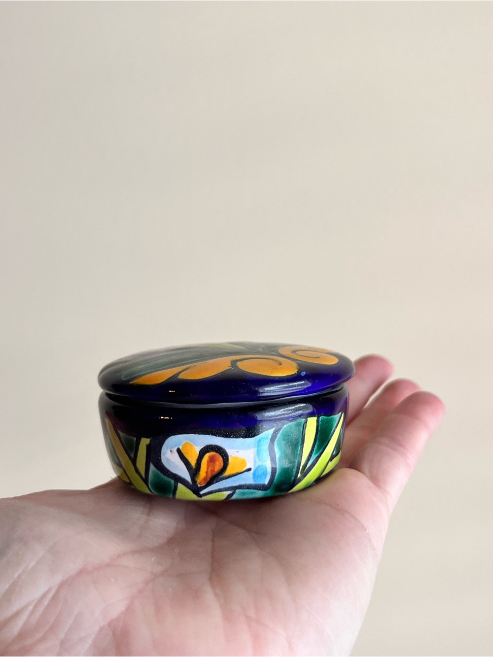 Talavera pottery trinket jewelry box from Mexico painted floral